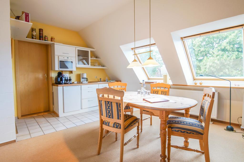 Pension Lindenkrug Томсдорф Экстерьер фото